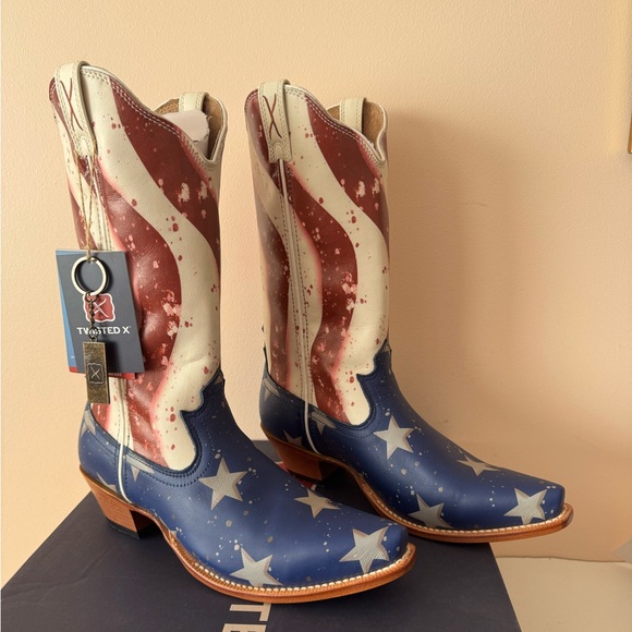 Twisted X Shoes - TWISTED X Leather American Flag Stepping Out Western Boot. Size: 9